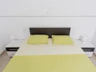 Rent, one bedroom apartment, 35m², Bulevar, Budva - image 5