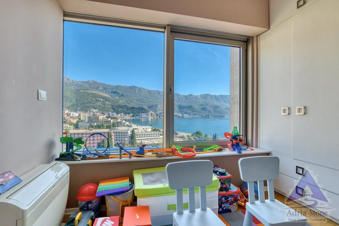 Sale, three bedroom apartment, 167m², Zavala, Budva
