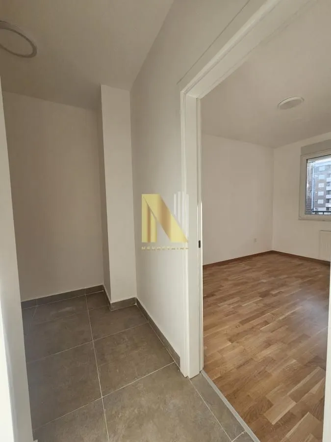 Prodaja, dvosoban stan, 47m², Avijatičarsko naselje, Novi Sad Sve Podlokacije
