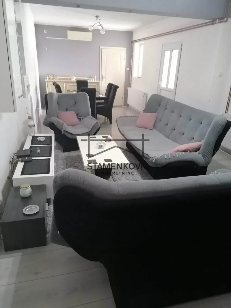 Sale, house, 115m², Šid, Srbija