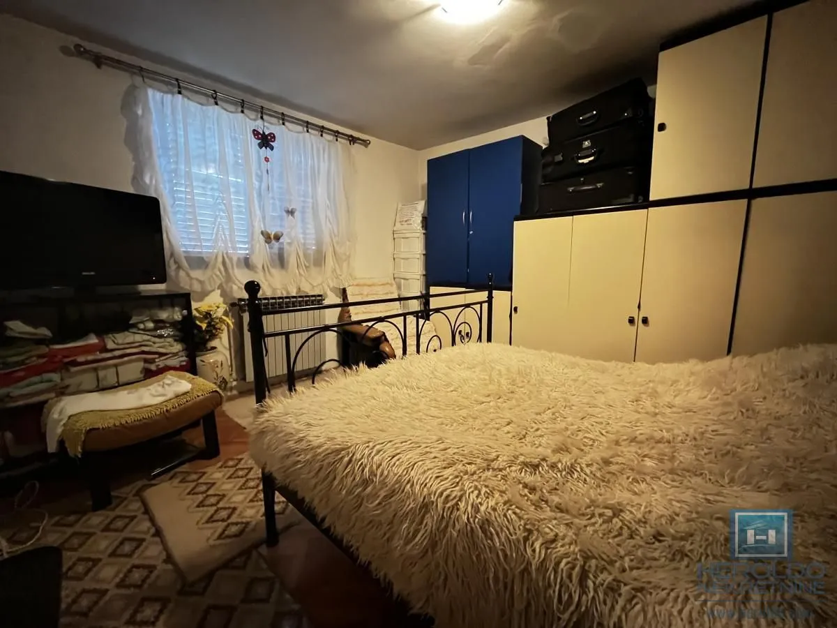 Prodaja, kuća, 218m², Budžino brdo, Jagodina