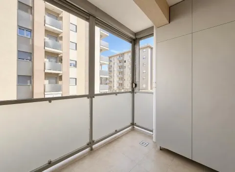 Prodaja, jednosoban stan, 47m², City Kvart, Podgorica - image 7