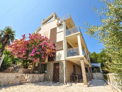 Prodaja, kuća, 218m2, Krašići, Tivat Prodaja, kuća, 218m2, Krašići, Tivat