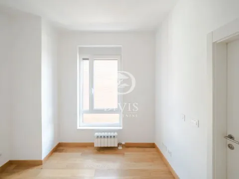 Sale, four bedroom apartment, 188m², Novi Beograd Sve Podlokacije, Beograd - image 8