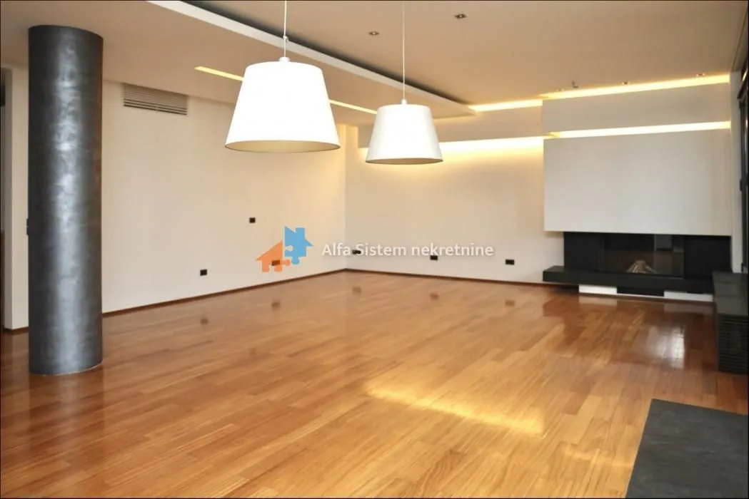 Izdavanje, stan, 176m², Kalenić Pijaca, Vračar Sve Podlokacije