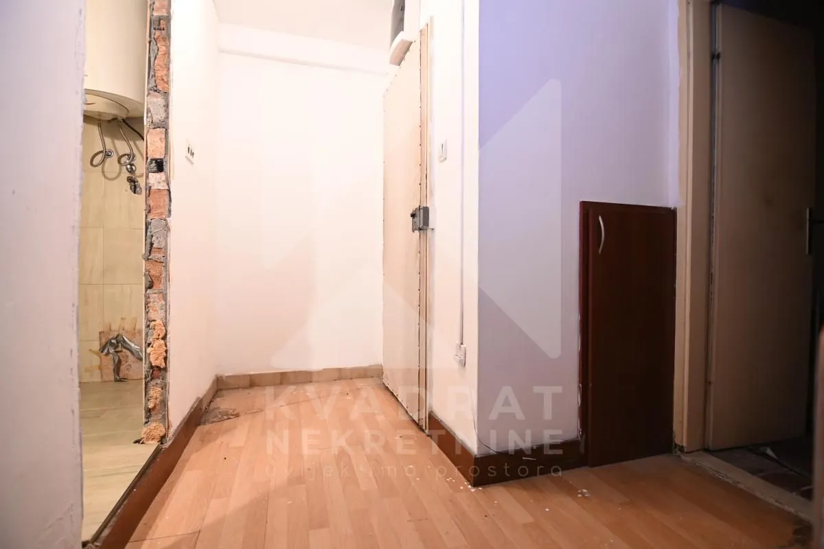 Prodaja, trosoban stan, 74m², Centar, Podgorica