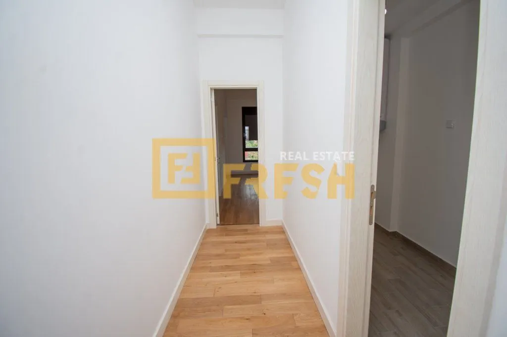 Prodaja, trosoban stan, 139m², Gornja Gorica, Podgorica