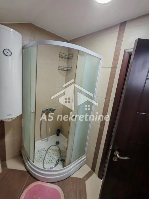 Izdavanje, kuća, 185m², Novi Beograd Sve Podlokacije, Beograd