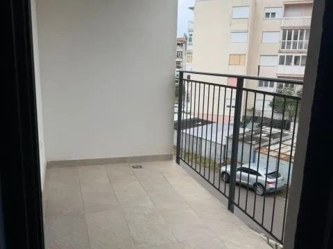 Izdavanje, jednosoban stan, 45m², Bijela, Herceg Novi - image 9