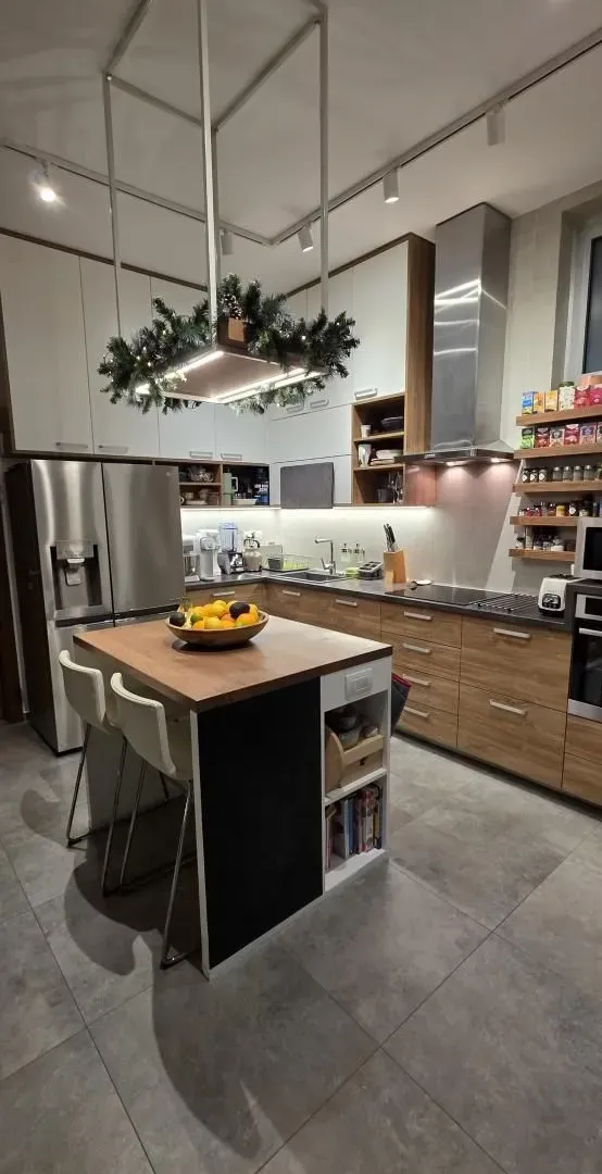 Prodaja, kuća, 337m², Sremska Kamenica, Petrovaradin