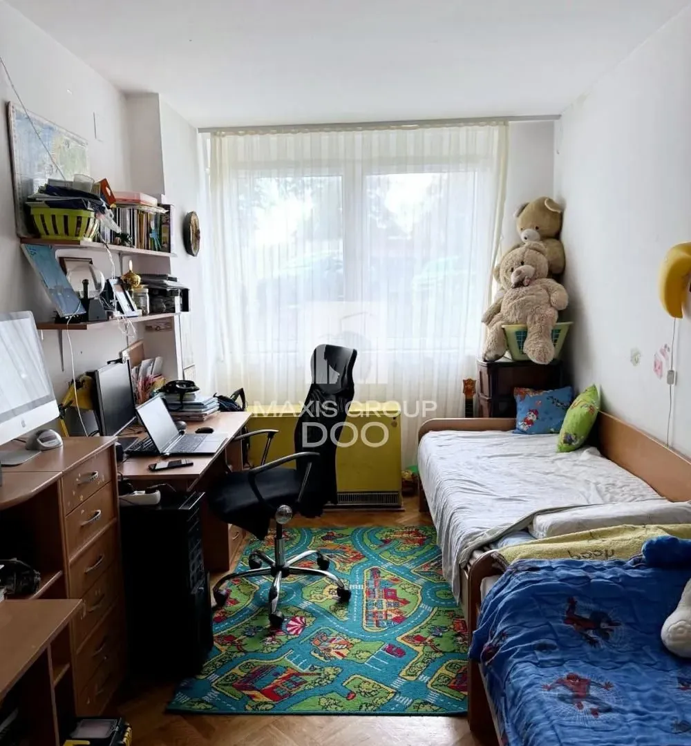 Prodaja, trosoban stan, 71m², Brace Jerković, Voždovac Sve Podlokacije