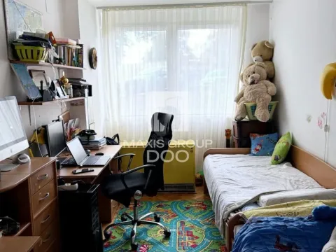 Sale, three bedroom apartment, 71m², Brace Jerković, Voždovac Sve Podlokacije - image 6