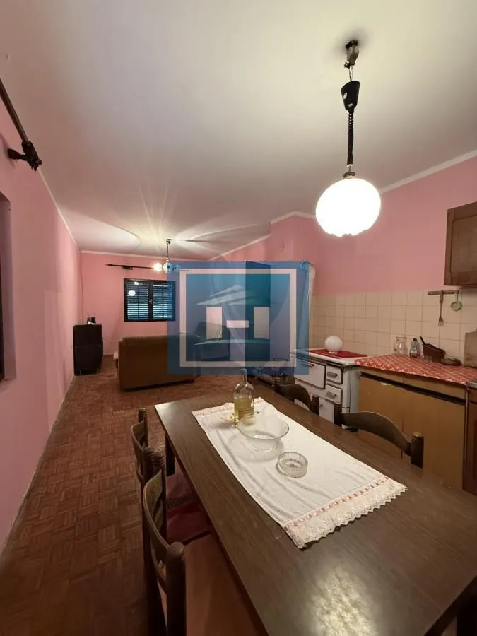 Prodaja, kuća, 149m², Paljane, Ćuprija