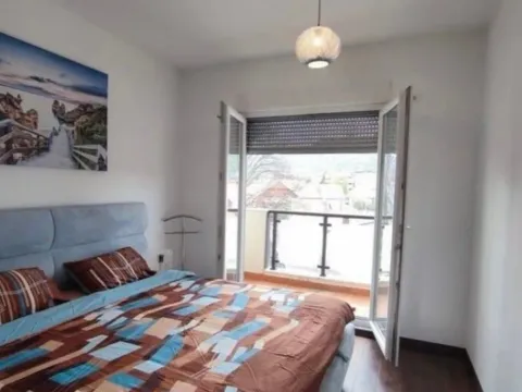 Izdavanje, jednosoban stan, 59m², Cetinje, Crna Gora - image 8