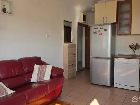 Prodaja, jednosoban stan, 38m², Petrovac, Budva - image 3