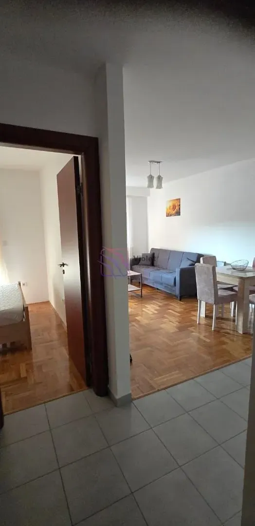 Rent, one bedroom apartment, 40m², Krivi Most, Podgorica