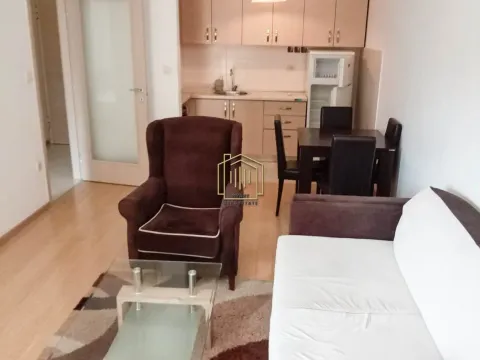 Rent, one bedroom apartment, 48m², City Kvart, Podgorica - image 4