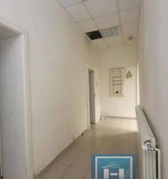 Izdavanje, poslovni prostor, 315m², Centar, Jagodina - image 26