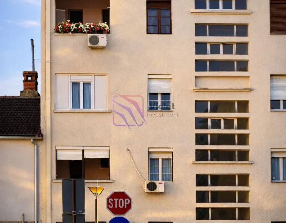 Prodaja, trosoban stan, 67m², Centar, Podgorica