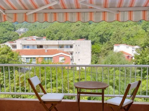 Sale, one bedroom apartment, 35m², Bečići, Budva - image 6