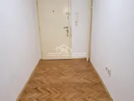 Prodaja, jednosoban stan, 38m², Vračar Centar, Vračar Sve Podlokacije - image 2