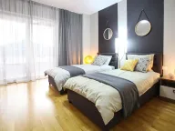 Izdavanje, trosoban stan, 198m², Budva, Crna Gora - image 7