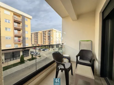 Izdavanje, jednosoban stan, 50m², City Kvart, Podgorica - image 11