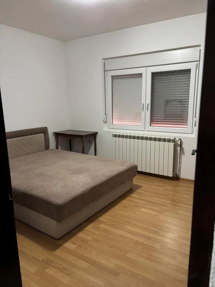 Rent, three bedroom apartment, 115m², Centar, Inđija
