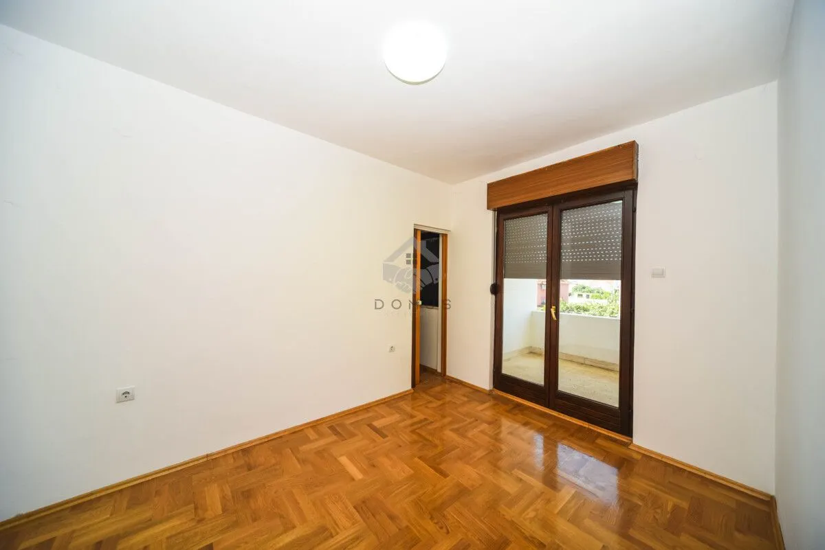Prodaja, kuća, 350m², Tuzi, Podgorica