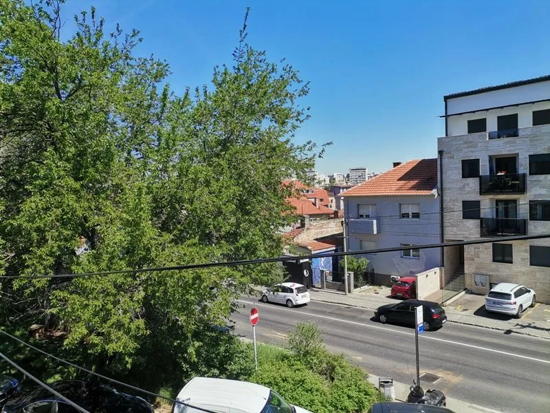 Rent, four bedroom apartment, 105m², Voždovac Sve Podlokacije, Beograd