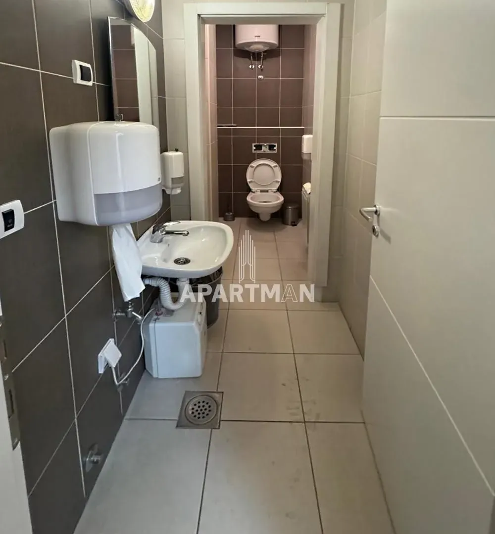 Rent, office space, 297m², Gradska Bolnica, Zvezdara Sve Podlokacije