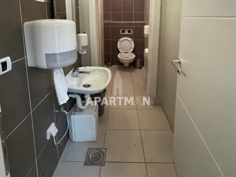 Izdavanje, poslovni prostor, 297m², Gradska Bolnica, Zvezdara Sve Podlokacije - image 16
