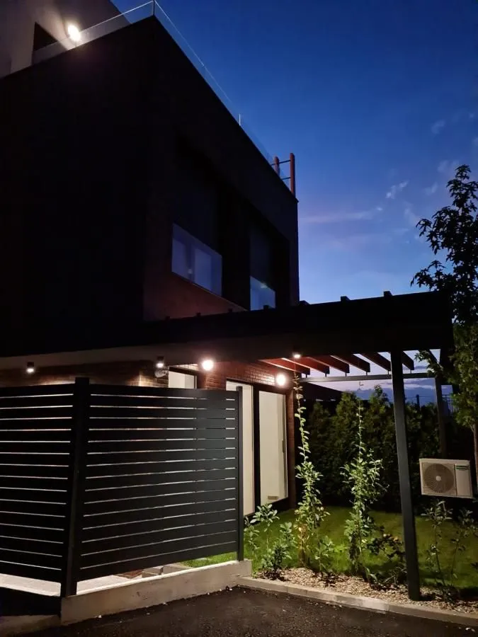 Rent, house, 240m², Sremska Kamenica, Petrovaradin