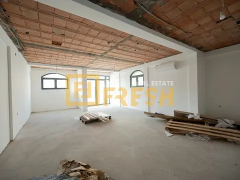 Prodaja, poslovni prostor, 110m², Momišići, Podgorica - image 7