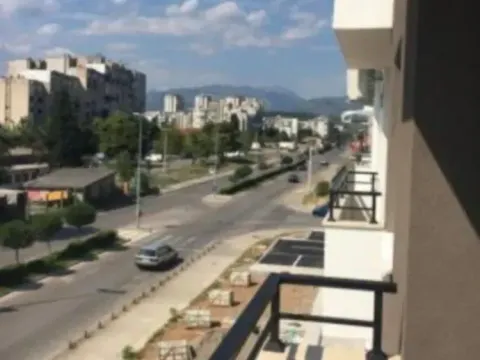 Izdavanje, jednosoban stan, 50m², Tuški Put, Podgorica - image 8