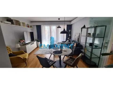 Izdavanje, dvosoban stan, 61m², Novi Beograd Blok 65, Novi Beograd Sve Podlokacije