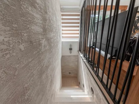 Sale, two bedroom apartment, 81m², Petrovac, Budva - image 15