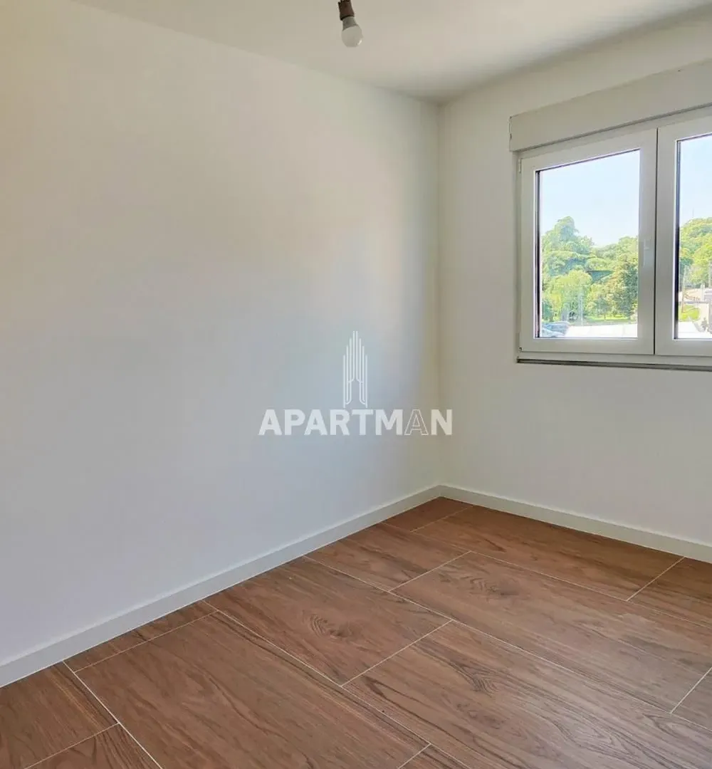 Prodaja, trosoban stan, 77m², Cvetkova Pijaca, Zvezdara Sve Podlokacije