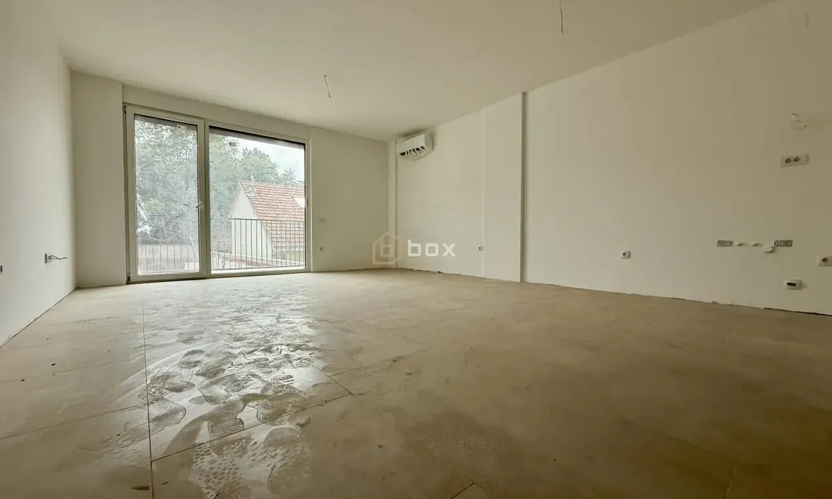 Sale, studio apartment, 40m², Crveni Pevac, Niš