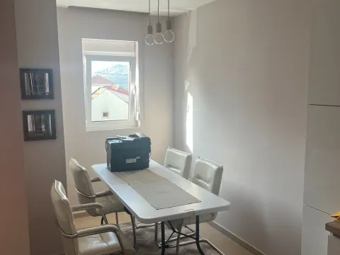 Rent, two bedroom apartment, 75m², Podgorica, Crna Gora - image 4