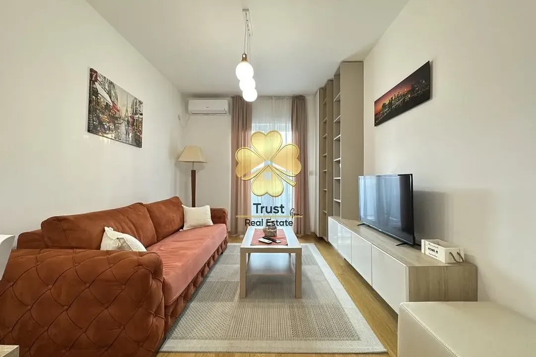 Izdavanje, jednosoban stan, 45m², City Kvart, Podgorica