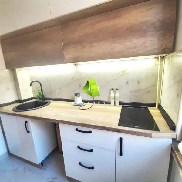 Prodaja, trosoban stan, 75m², Medijana, Niš