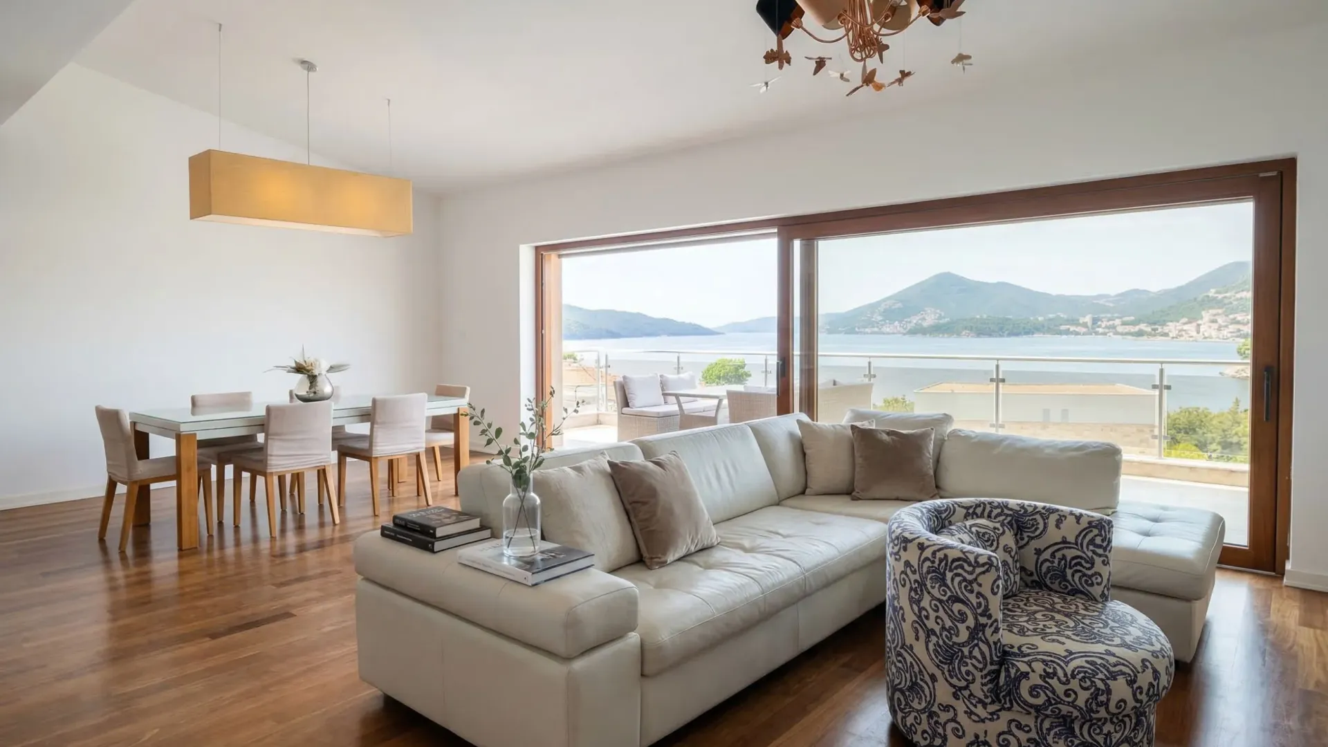 Sale, apartment, 191m², Kamenovo, Budva