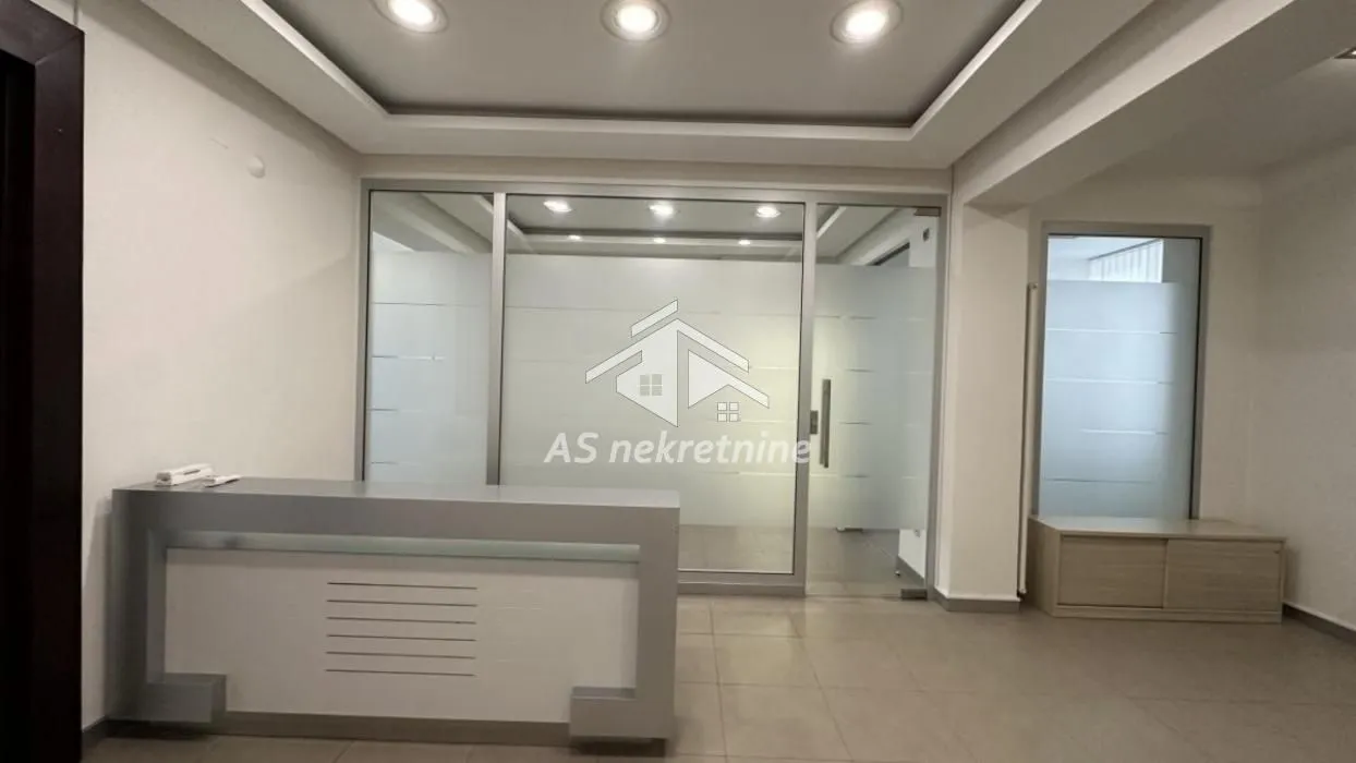 Rent, apartment, 223m², Kalenić Pijaca, Vračar Sve Podlokacije