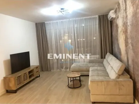 Izdavanje, trosoban stan, 86m², Savski Venac, Beograd - image 2