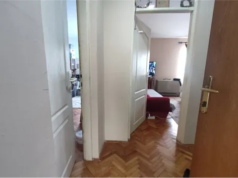 Prodaja, jednosoban stan, 34m², Niš, Srbija - image 9