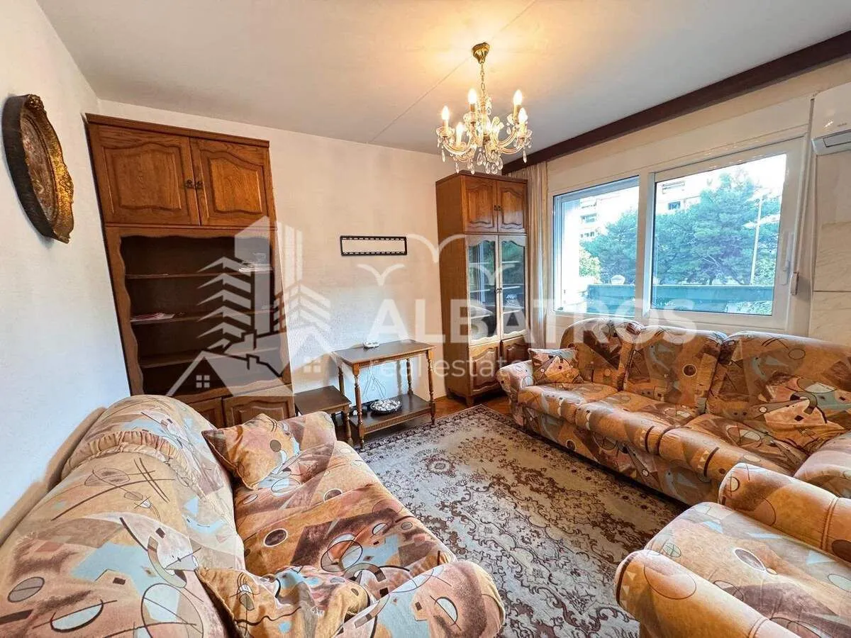 Prodaja, dvosoban stan, 77m², Centar, Bar