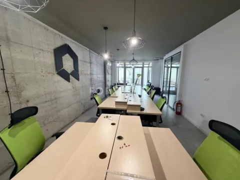 Rent, office space, 200m², Bulbulder, Zvezdara Sve Podlokacije - image 8