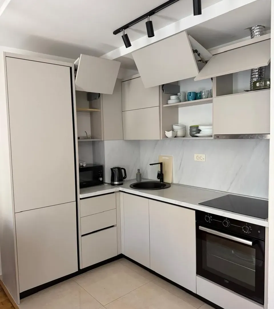 Prodaja, dvosoban stan, 71m², Bečići, Budva