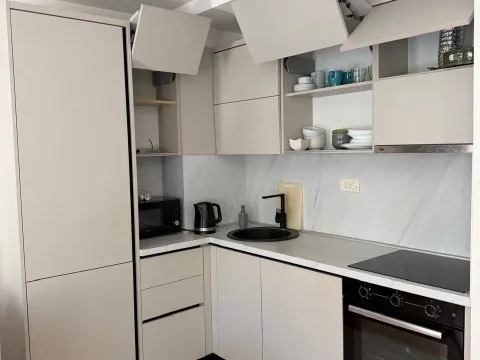 Prodaja, dvosoban stan, 71m², Bečići, Budva - image 6